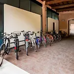 Charming Flat In Centro A Con Posto Auto Semesterbostad *