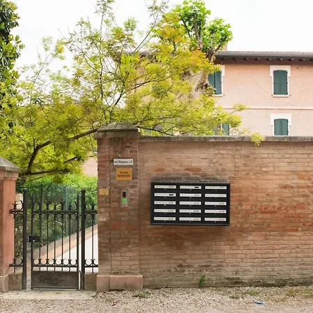Charming Flat In Centro A * Ferrara
