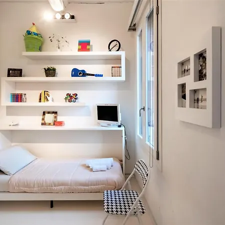 Tatil Evi Charming Flat In Centro A Con Posto Auto