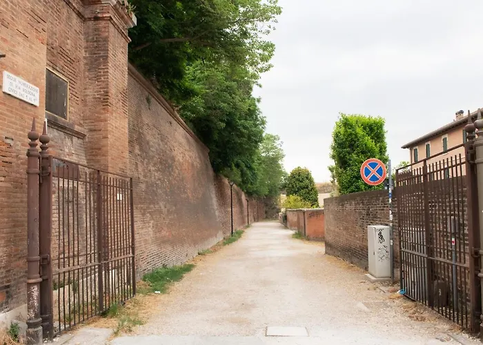 Charming Flat In Centro A Con Posto Auto * فيرّارا