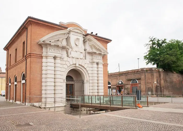 Charming Flat In Centro A Con Posto Auto * フェラーラ